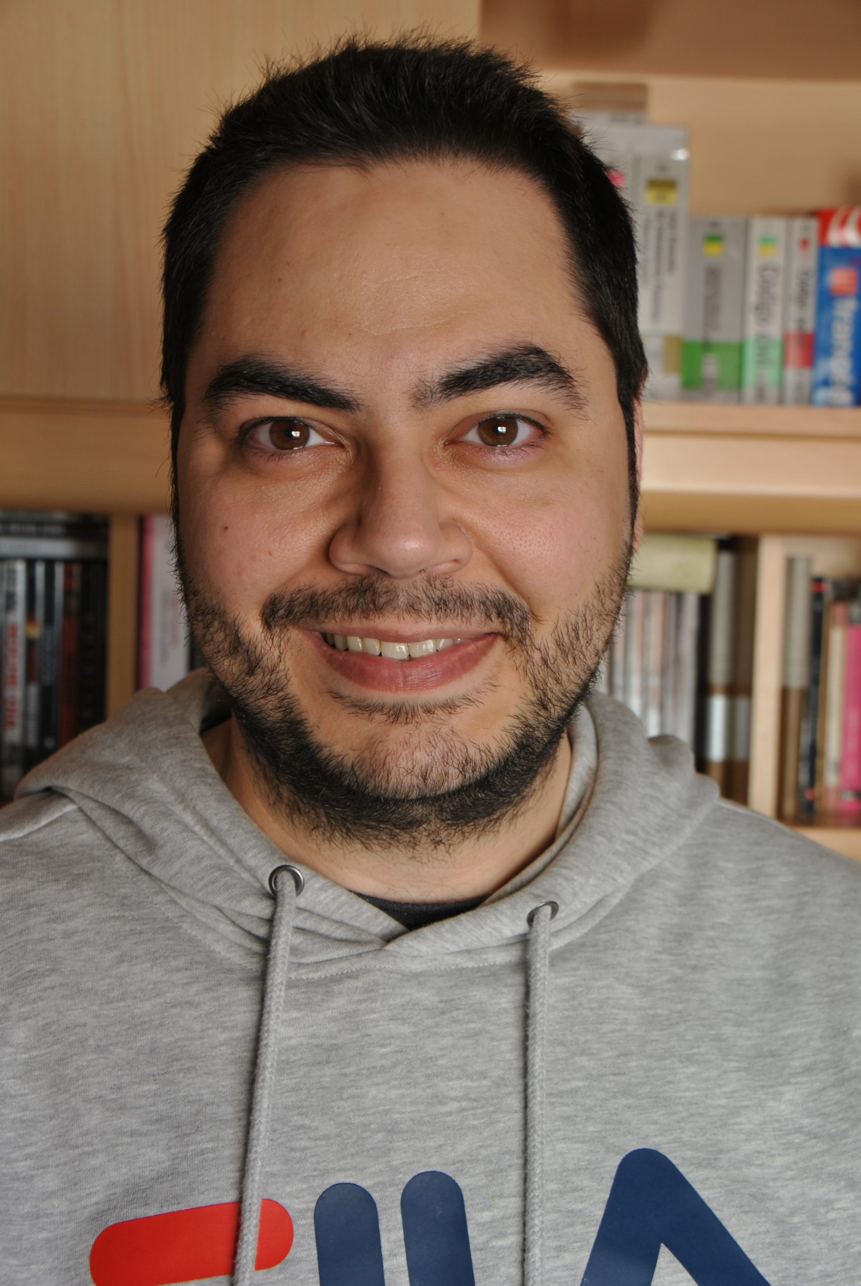 ALEJANDRO CARMONA, POESÍA DESDE MÁLAGA - Revista Vislumbre